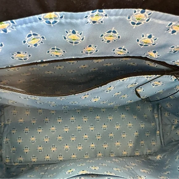 Vera Bradley Navy Quilted Tote Bag - Picture 4 of 5